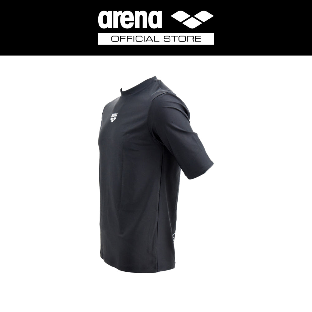 ARENA เสื้อว่ายน้ำ Rash guard ผู้ชายแขนสั้น AO8M17