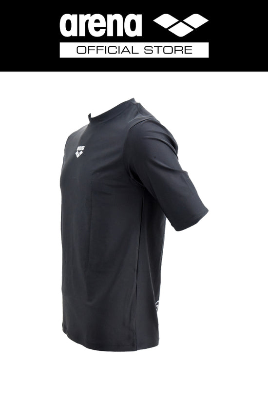 ARENA เสื้อว่ายน้ำ Rash guard ผู้ชายแขนสั้น AO8M17