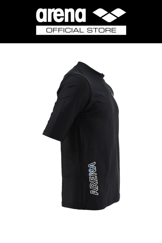 ARENA เสื้อว่ายน้ำ Rash guard ผู้ชายแขนสั้น AO8M18