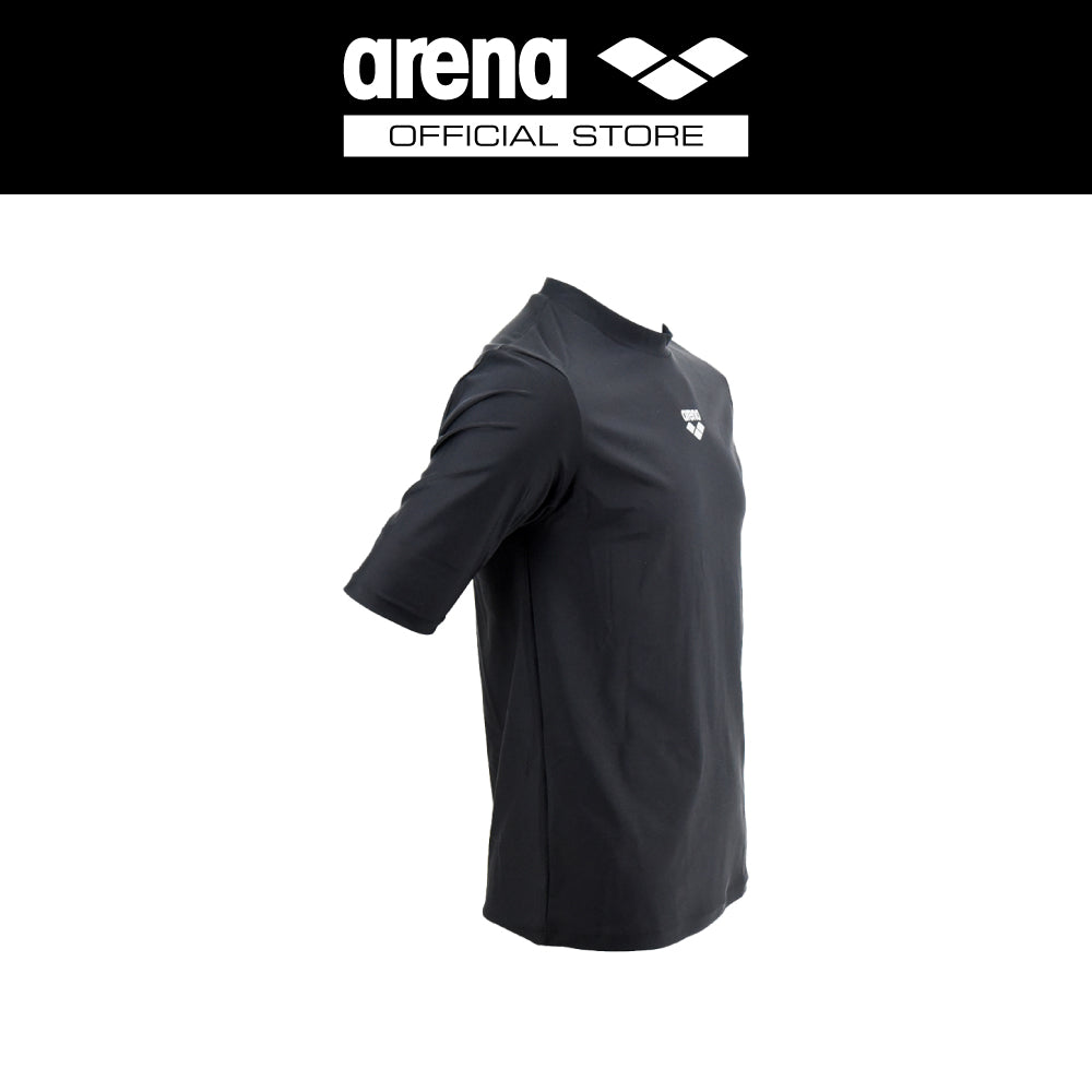 ARENA เสื้อว่ายน้ำ Rash guard ผู้ชายแขนสั้น AO8M17